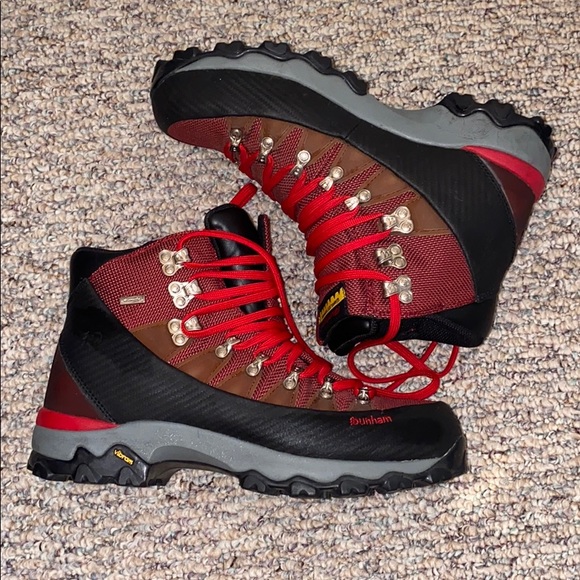 dunham waffle stomper boots